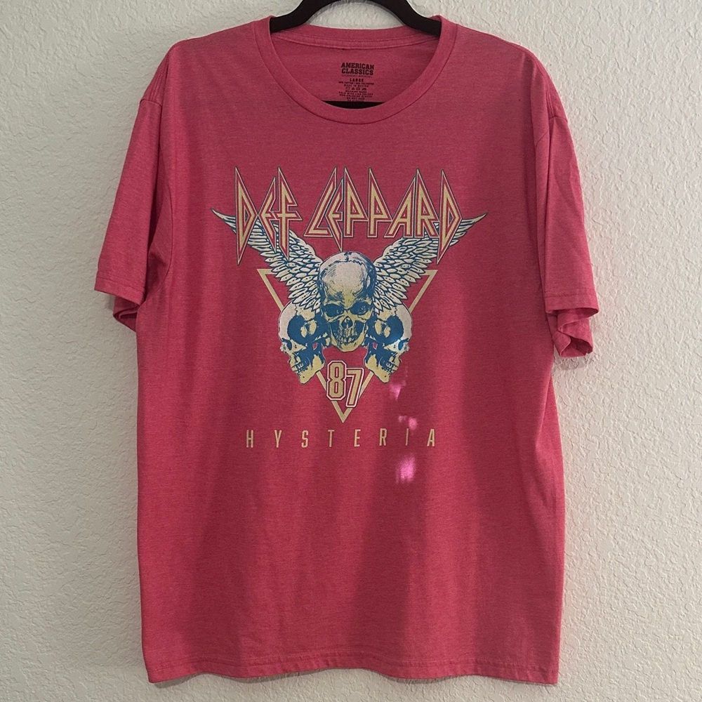 Def Leppard Hysteria Graphic Tee - Pink Short Sleeve